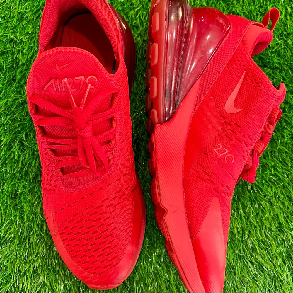 Men’s Red Nike Air Max 270 size 11 - Great used condition!